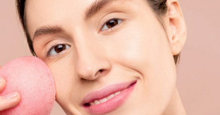 Terganggu Dengan Kulit Kering, Ini 6 Tip Rawat Elak Wajah Tua Dari Usia Sebenar! Terganggu Dengan Kulit Kering, Ini 6 Tip Rawat Elak Wajah Tua Dari Usia Sebenar!